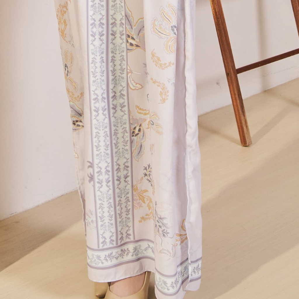 AULIA KAFTAN IN GREY (FREE SHAWL)