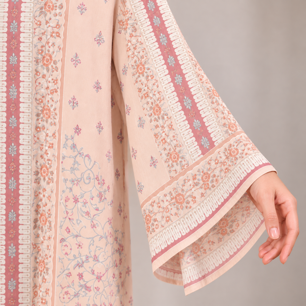 YUSRA KAFTAN IN APRICOT (FREE SHAWL)