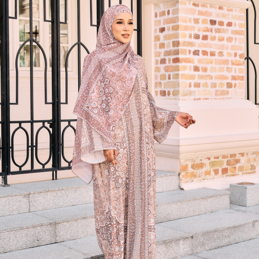 RAYANA KAFTAN IN HAZELNUT (FREE SHAWL)