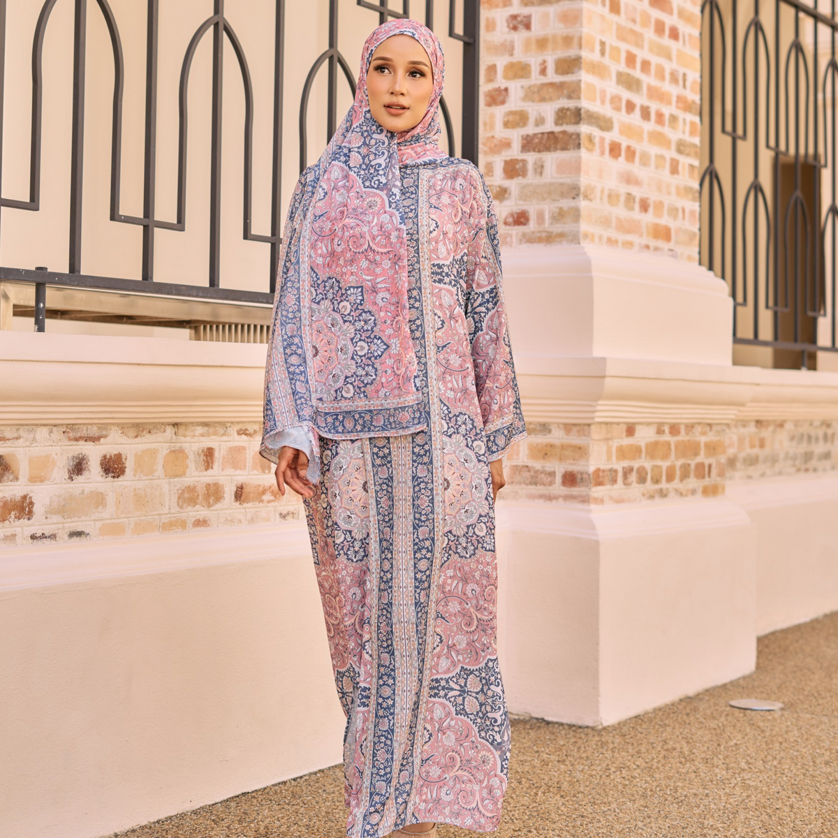 RAYANA KAFTAN IN BLUSH NAVY (FREE SHAWL)