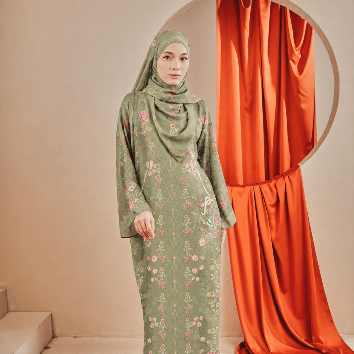 KAYLA KAFTAN IN OLIVE (FREE SHAWL)