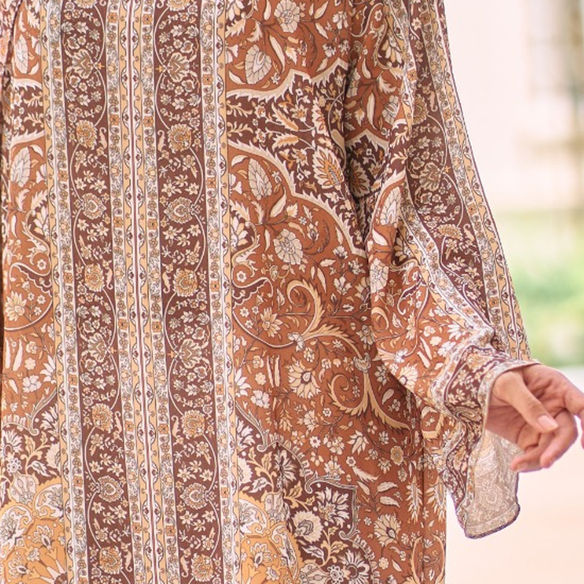 RAYANA KAFTAN IN DARK TOFFEE (FREE SHAWL)