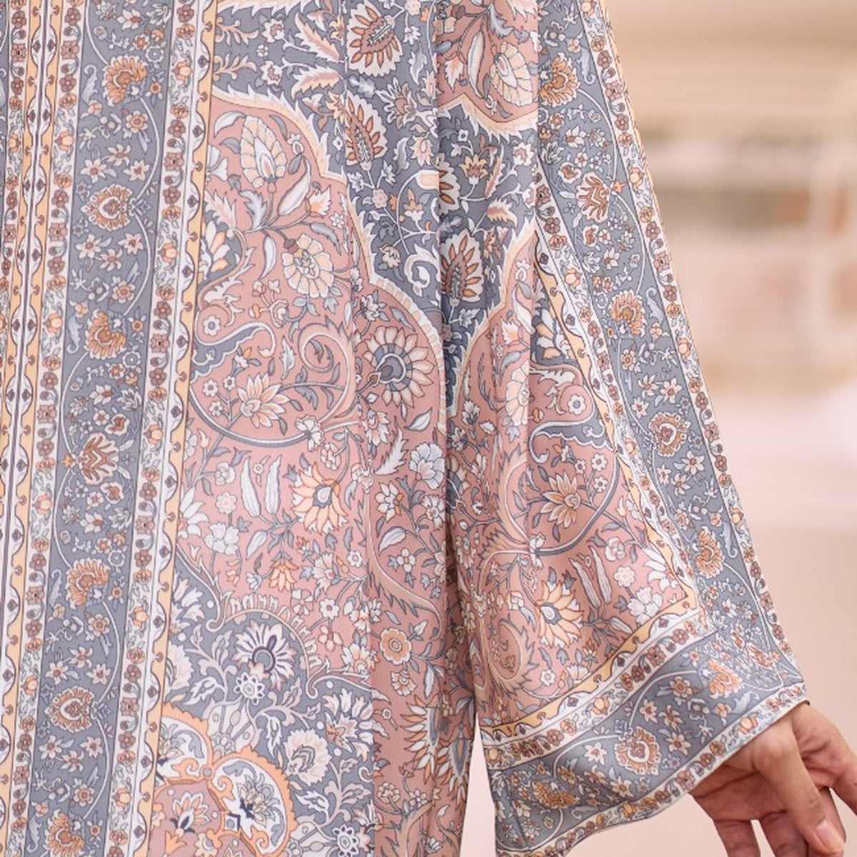 RAYANA KAFTAN IN ASH SAND (FREE SHAWL)